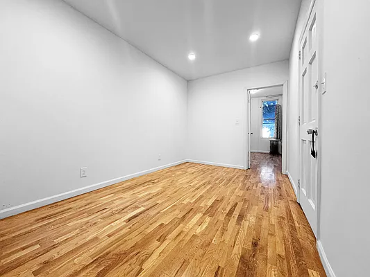 Rented by Coda Real Estate NYC | media 12