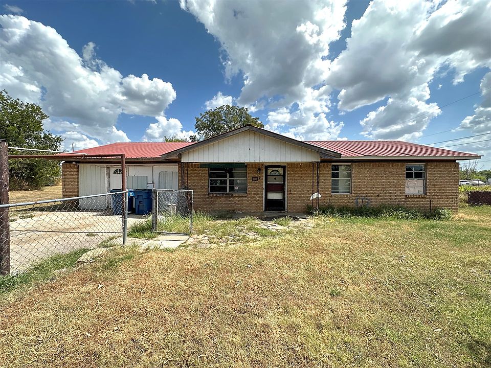 1st image of 2002 N 15th St