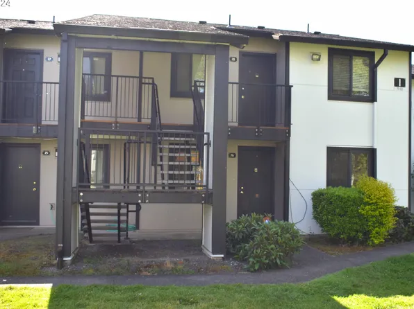 14095 SW Walker Rd APT 76, Beaverton, OR 97005