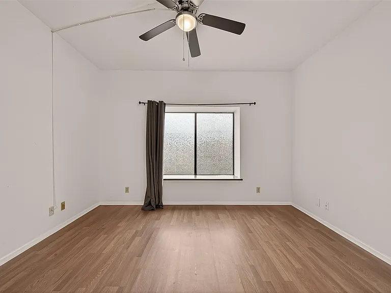 2211 S Braeswood Blvd #23C — Photo 18