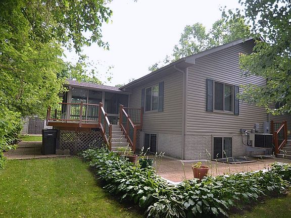 4th image of 805 Lakeview Dr