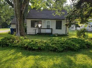 2904 2 Mile Rd, Bay City, MI 48706