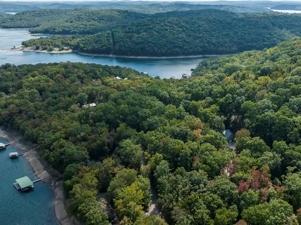 21560 Indian Creek Dr, Garfield, AR 72732