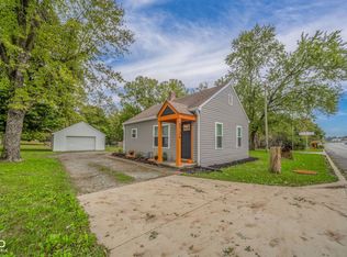 6734 S State Road 67, Pendleton, IN 46064