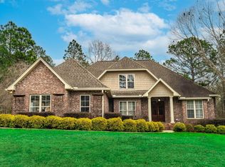 22 Parker Rdg, Petal, MS 39465