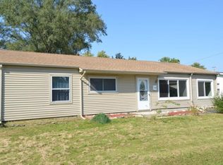 412 Holden Ave, Romeoville, IL 60446