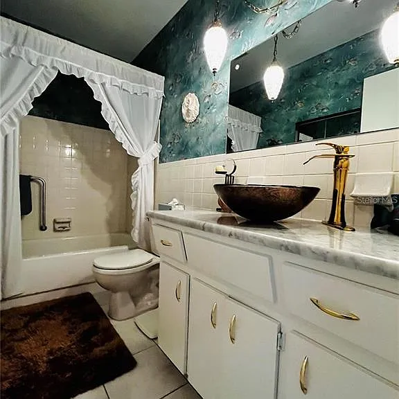 2340 Grecian Way #56 — Photo 31