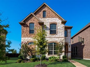1003 Vineyard Dr, Euless, TX 76039