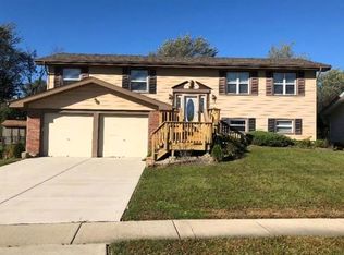 1130 Lancaster Ct, Hoffman Estates, IL 60169