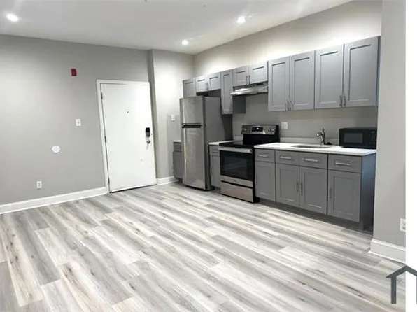 3857 N Broad St, Philadelphia, PA