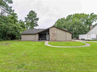 19 Bayou Bnd, Orange, TX 77630