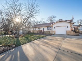 1717 State St, Augusta, KS 67010