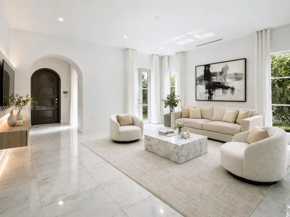 315 Santander Ave #311, Coral Gables, FL 33134