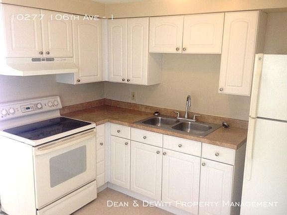 5th image of 10277 106th Ave #1