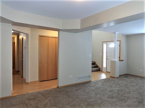4th image of 406 Thames Dr
