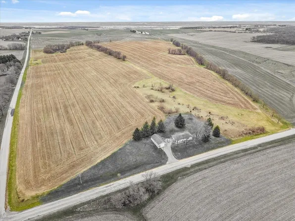 Yale Bridge Rd, Durand, IL 61024