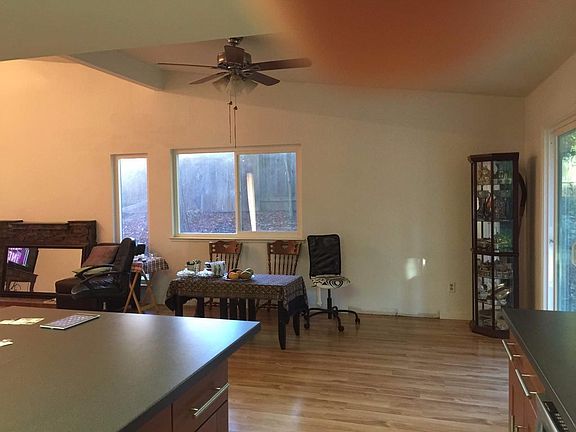 3rd image of 8364 Jordell Ct