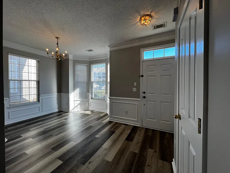 213 Nimbus Ct — Photo 8