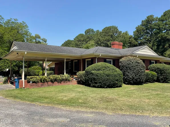 1206 E Cumberland St, Dunn, NC 28334