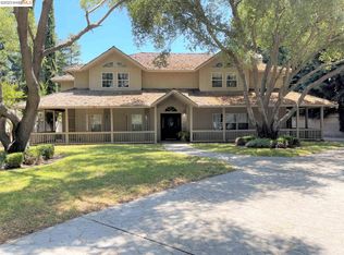 6978 Hillcrest Dr, Modesto, CA 95356