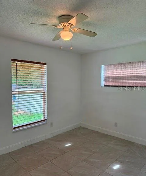 27127 Fernery Ave — Photo 12