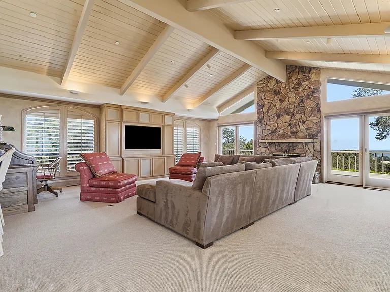 3187 Alexis Dr — Photo 6