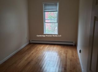 263 Broadway #2R, Somerville, MA 02145