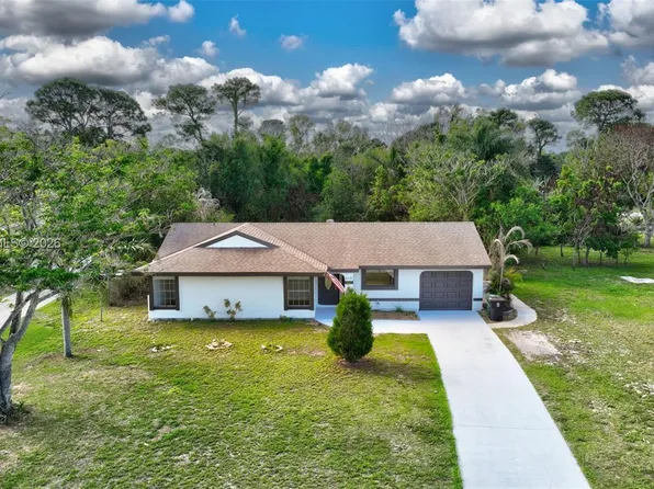 310 SW Bridgeport Dr, Port Saint Lucie, FL 34953