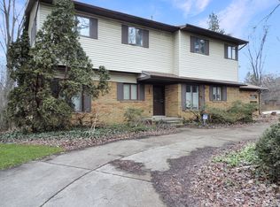 4866 Walnut Lake Rd, Bloomfield Hills, MI 48301