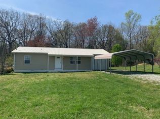 148 S D St, Hillsboro, TN 37342