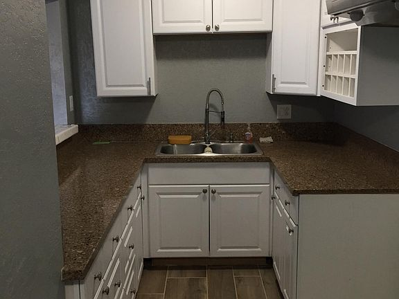 Newly Remodeled Kitchen