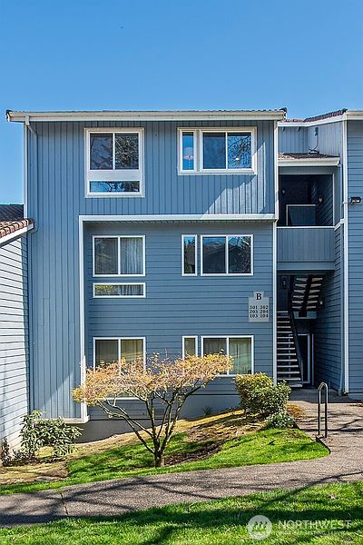 2nd image of 4120 212th Street SW #B301