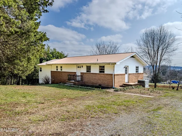130 Hiwassee Ave, Calhoun, TN 37309