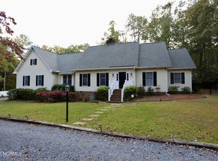 170 Halcyon Dr, Southern Pines, NC 28387