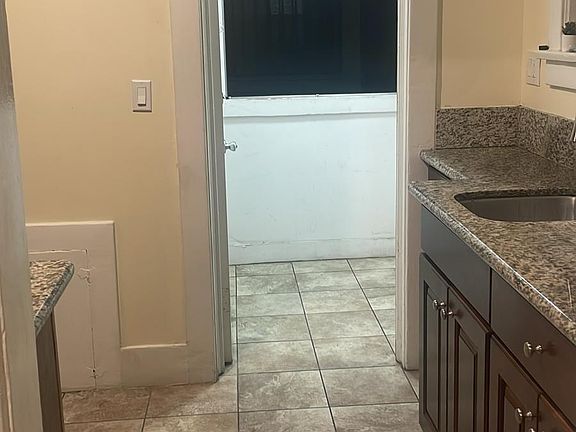 5th image of 2157 W 31st St #2157