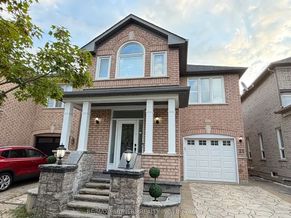 21 Russell Hill Rd, Markham, ON L6C 2L8