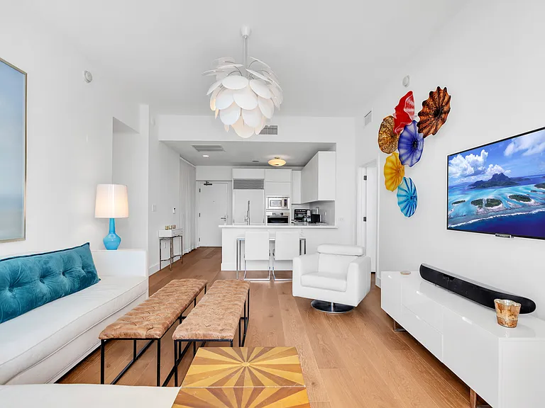 6799 Collins Ave #412 — Photo 1
