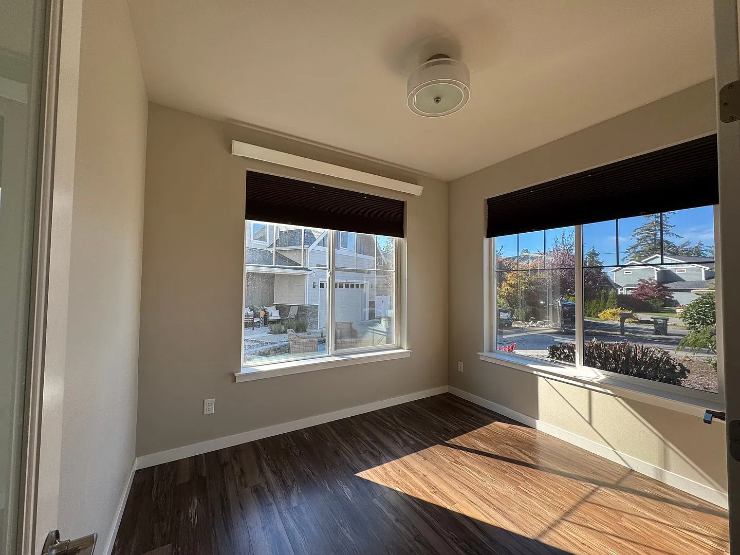 3 Bed, 2.5 Bath Home with Office in Blaine — Photo 3