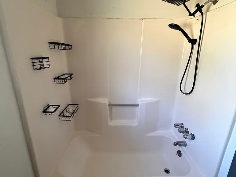 849 Michelle Dr — Photo 11