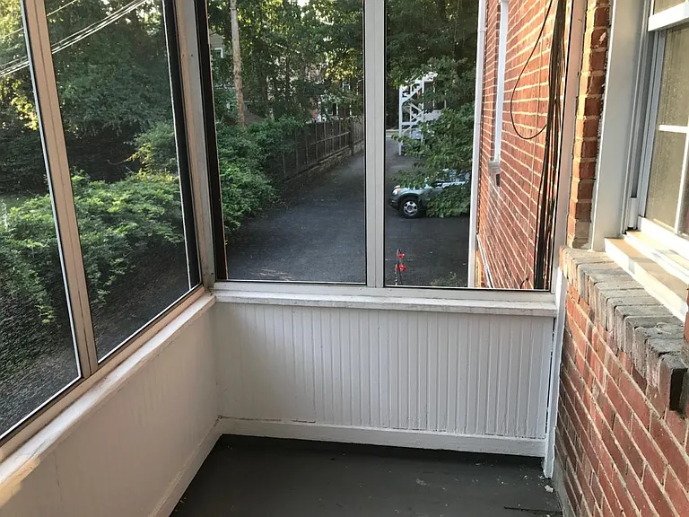 private screened-in porch