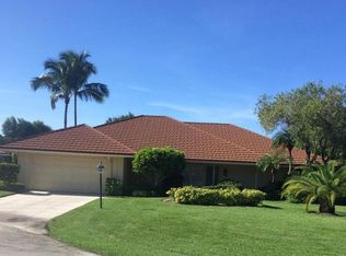 4 Bentwood Rd, Palm Beach Gardens, FL 33418