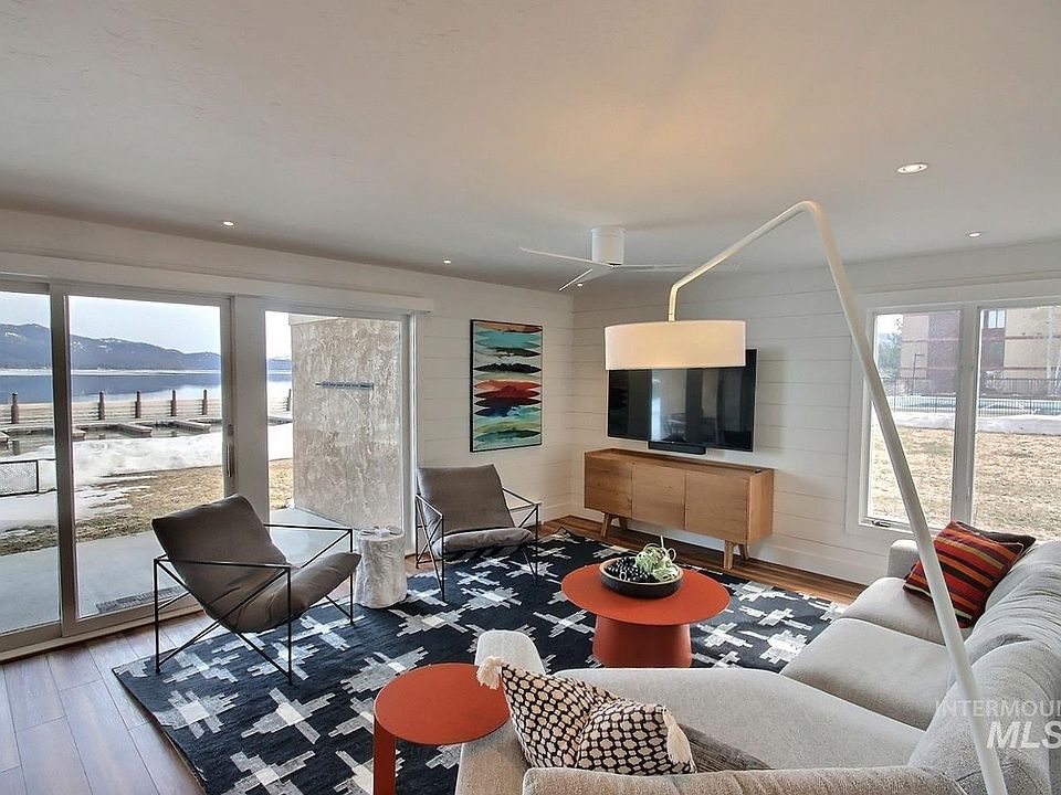 101 E Lake St McCall ID Zillow