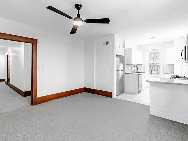 496 Dorsey Ave #2 — Photo 9