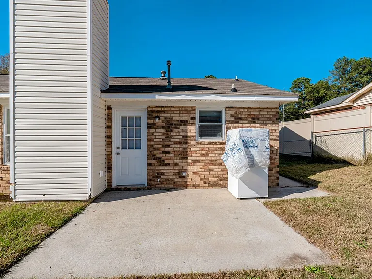 2937 Dahlia Dr — Photo 31