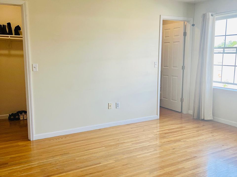 2nd image of 82 N 11th St Floor 2