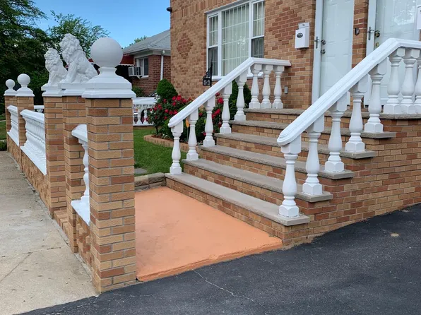 13525 223rd St, Laurelton, NY 11413