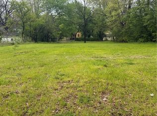 463 S Chestnut St, Ravenna, OH 44266