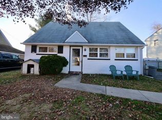 2635 Wood Rd, Secane, PA 19018