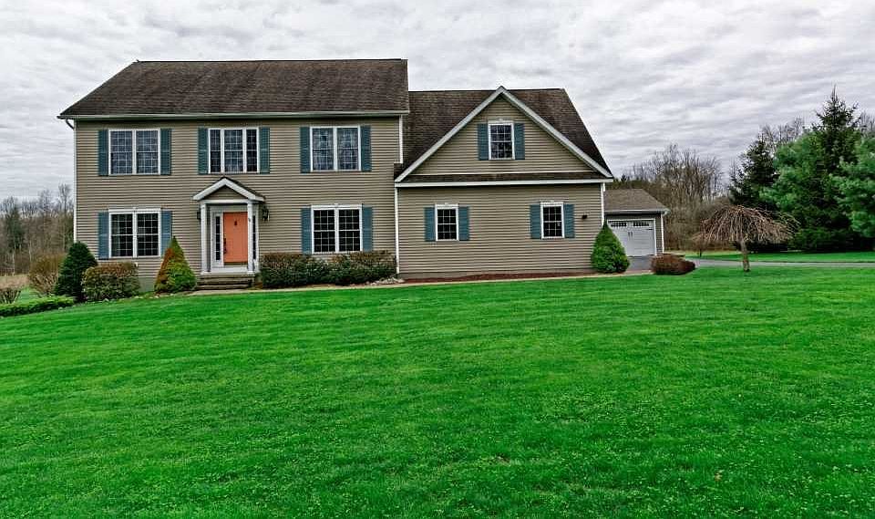 1st image of 431 Devils Ln
