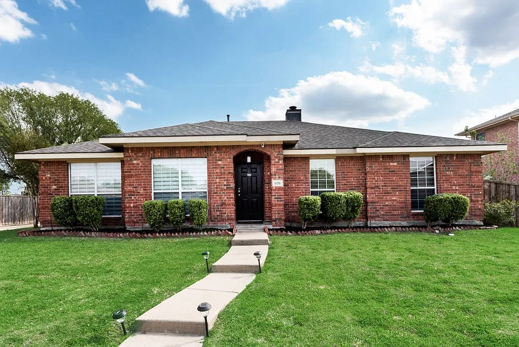 4 bed, 2.0 bath, 2163 sqft, $2,750 — Photo 4